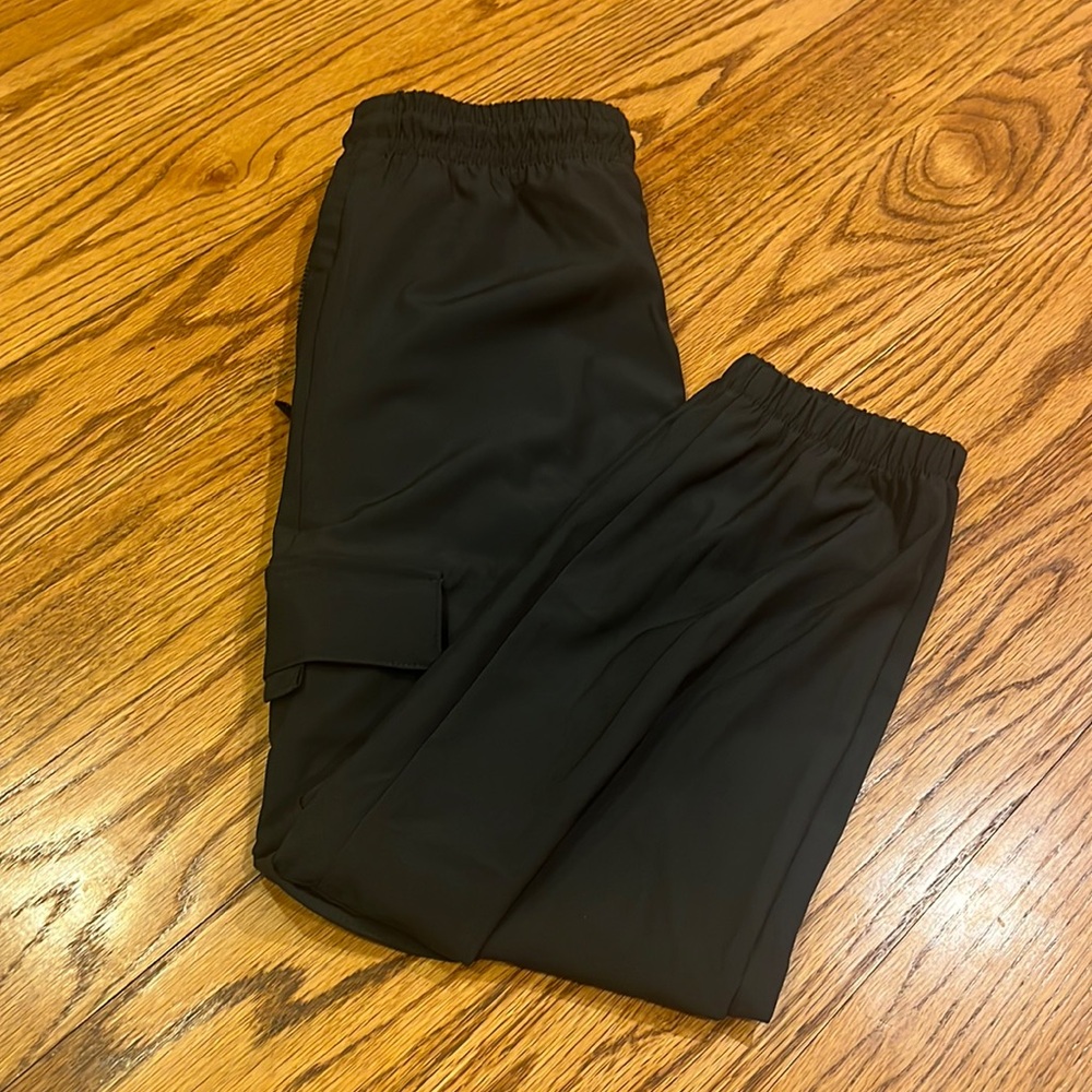 NWT Jordan Girl’s Black Athletic Pants Size M